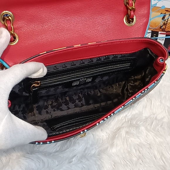 Karl Lagerfeld Neon Graffiti Shoulder Bag โค๏ธ๐๐๐ - Picture 14 of 17